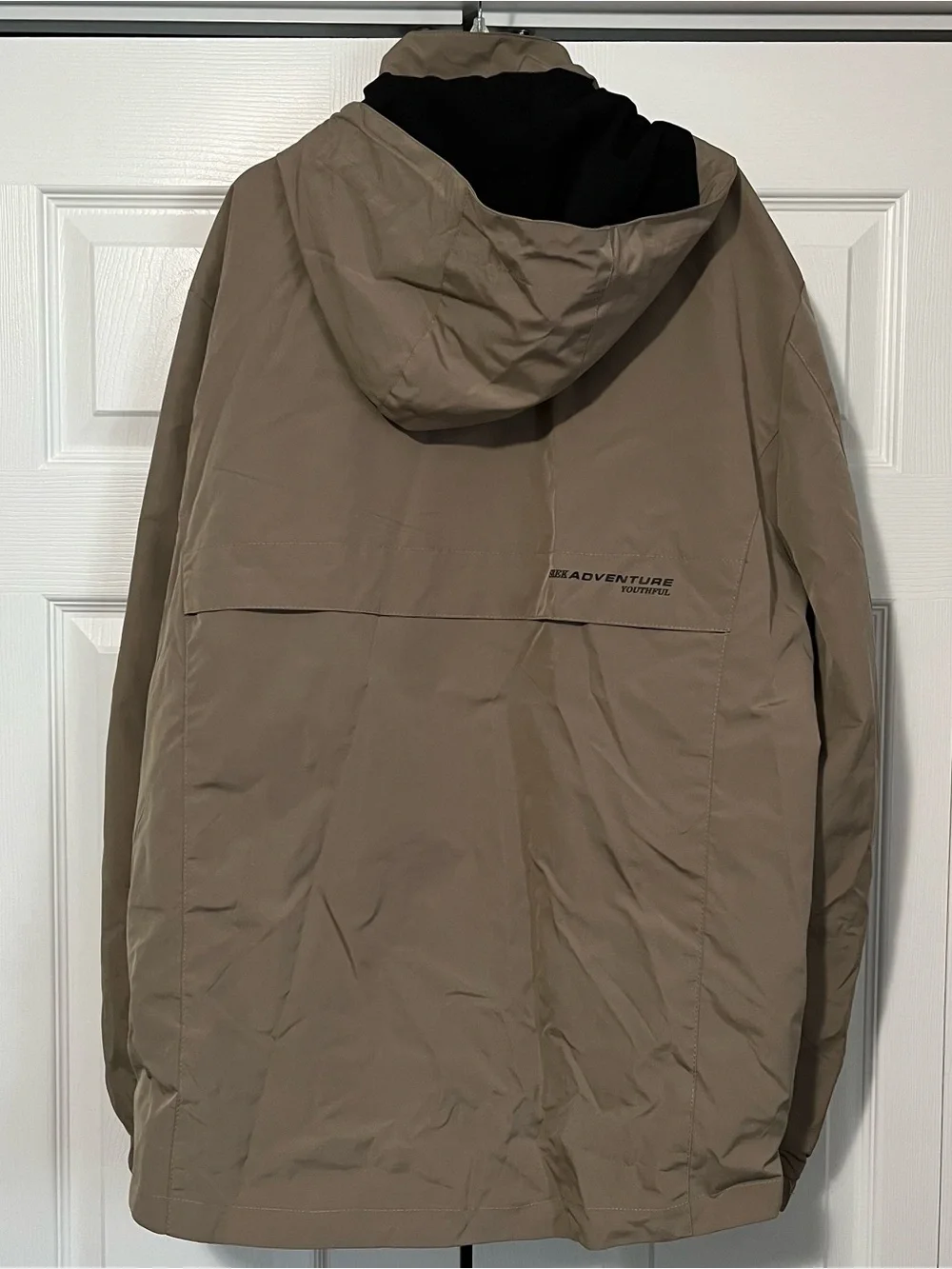 Qogirefng men’s size XL hooded outdoors jacket